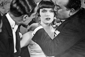 El director: hacer arte mientras el mundo se pudre el director