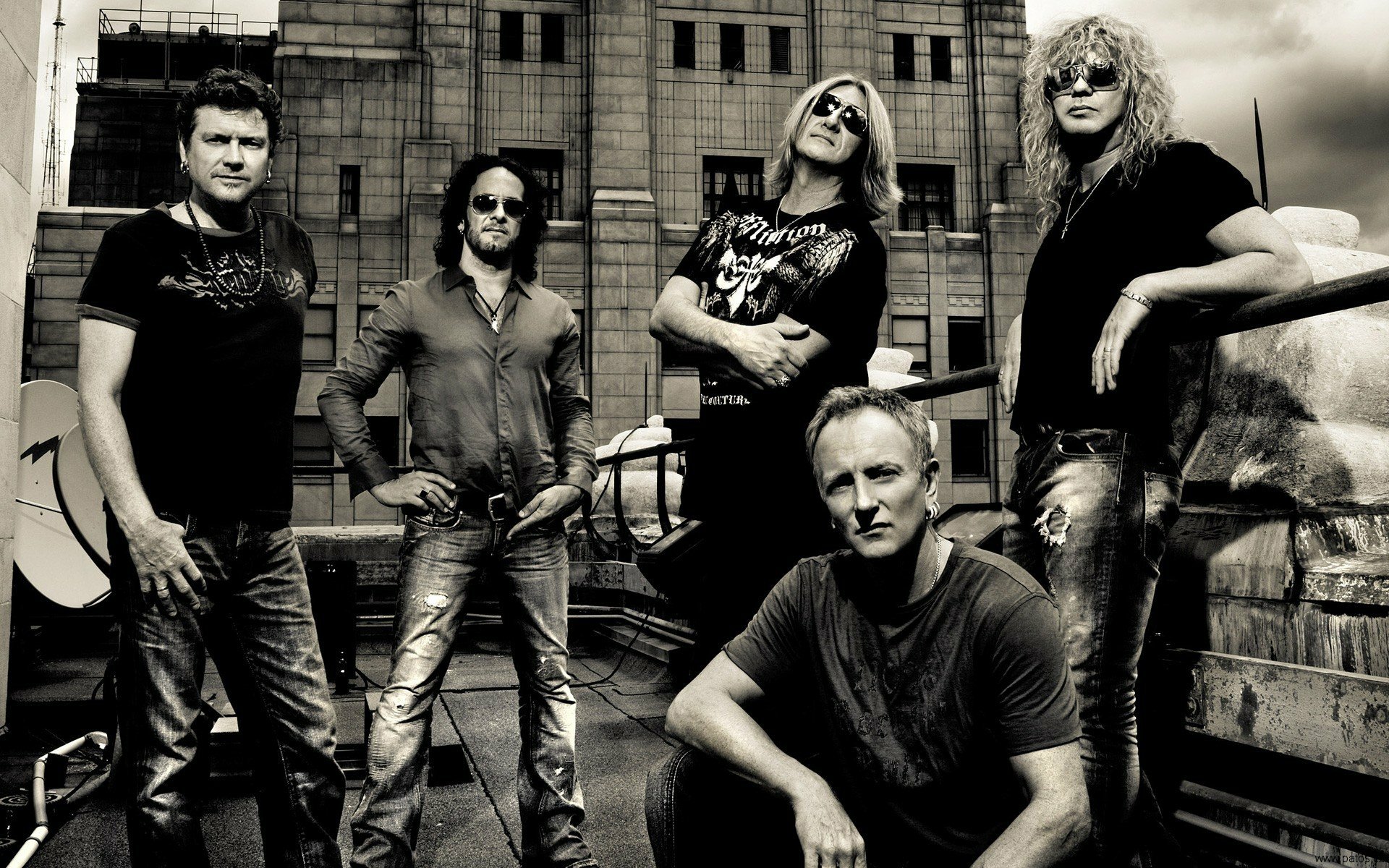 Def Leppard rompe el velocímetro: anticipan un álbum ecléctico con su canción más rápida