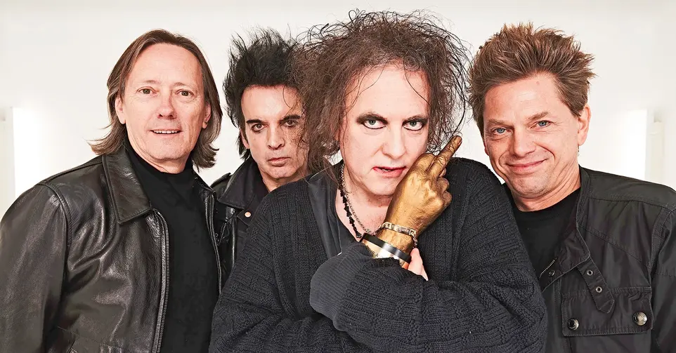 El bucle gótico de Robert Smith: The Cure tiene listo su disco más lúgubre y otro de «pop enérgico»