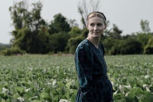 Miriam Toews convierte el duelo en literatura de vanguardia con su nueva obra ‘Tregua, que no paz’ tregua, que no paz libros 2026 ellas hablan míriam toews 01