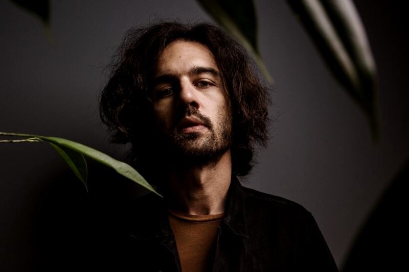 Guille Galván, guitarrista de Vetusta Morla, lanza su primer disco en solitario