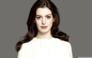 Hathahate_anne-hathaway_la-odisea_mother-mary_el-final-de-la-calle-oak_los-miserables_00