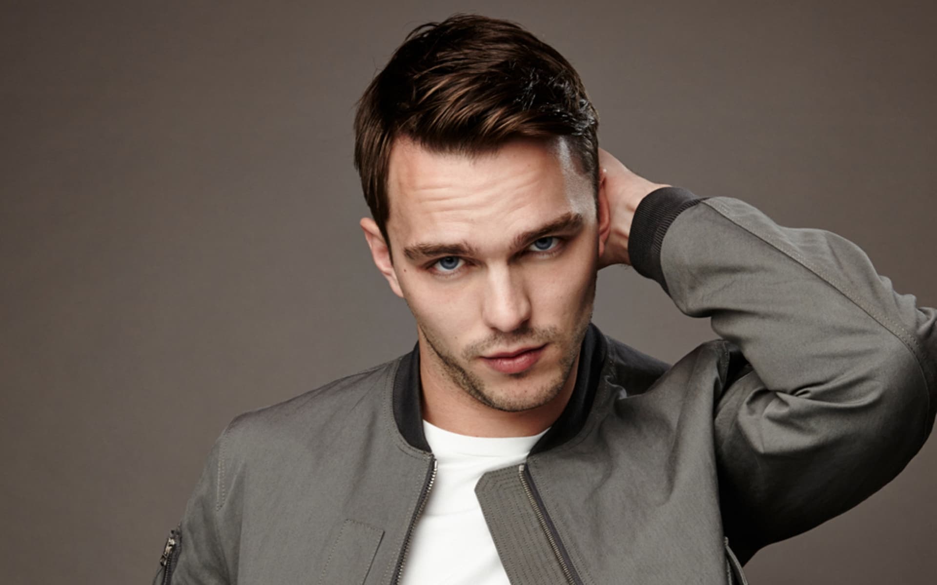 Nicholas Hoult será Gilderoy Lockhart en la segunda temporada de la serie de ‘Harry Potter’ de HBO