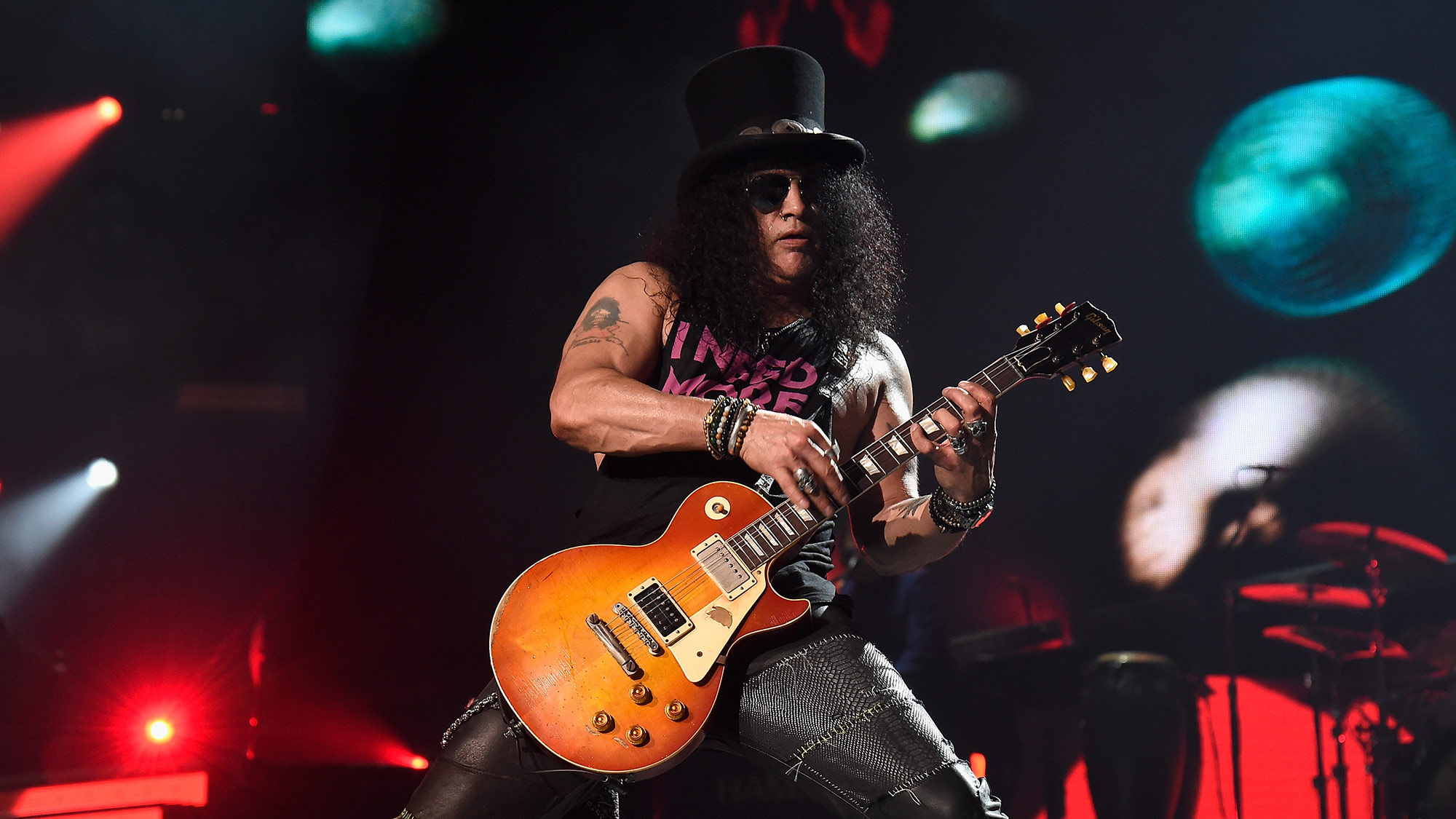 Slash confirma que Guns N’ Roses trabaja en un nuevo disco, aunque sin fecha de publicación