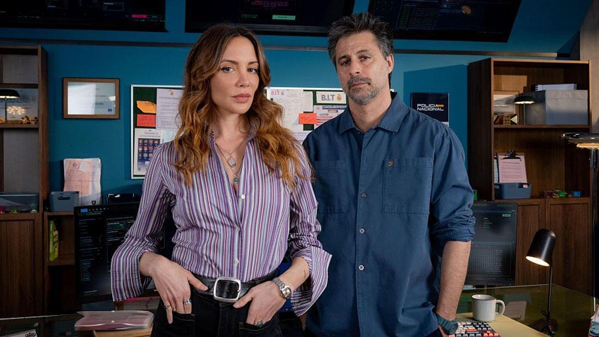 Hugo Silva regresa a la televisión pública al frente de ‘Rojo sobre blanco’, nuevo thriller de RTVE