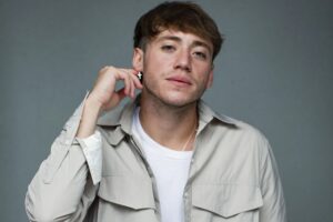 Paulo Londra lanza 'hIGhLIGhTS', último adelanto de su nuevo disco 'entre Cielos' entre-cielos_paulo-londra_highlights_viña-del-mar_2026